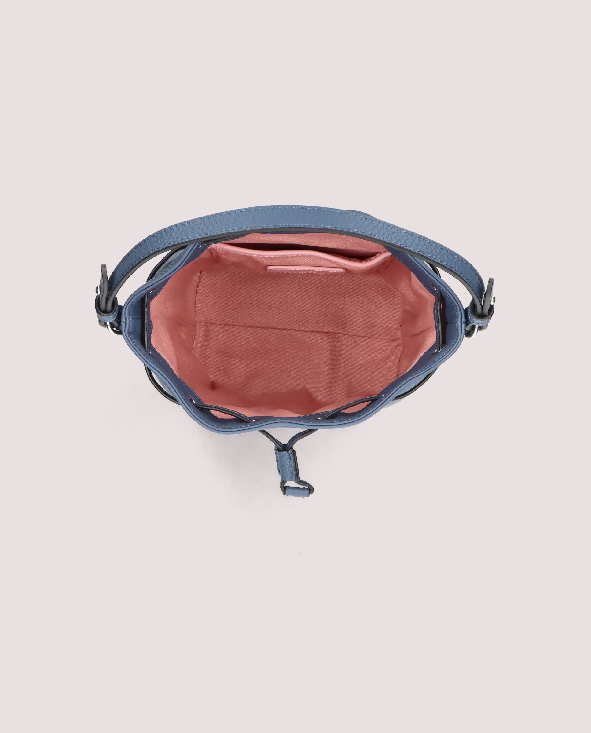 Bolso Bucket Bag en piel azul - Image 6