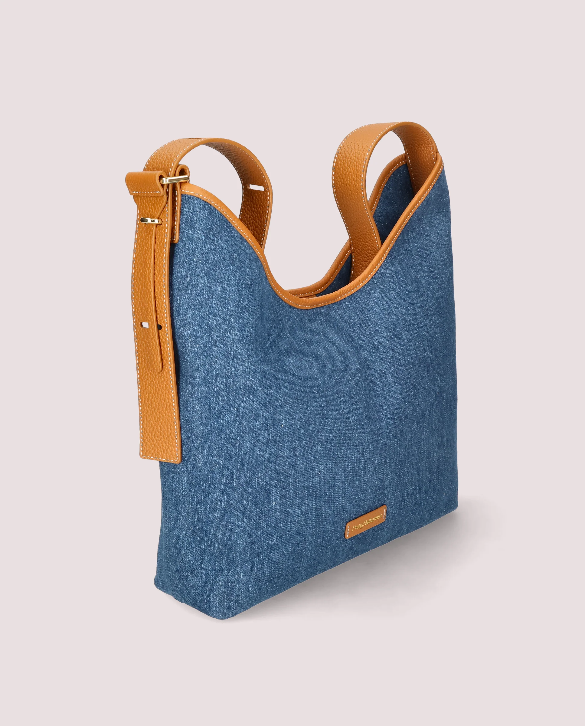 Bolso Hobo en denim azul - Image 2