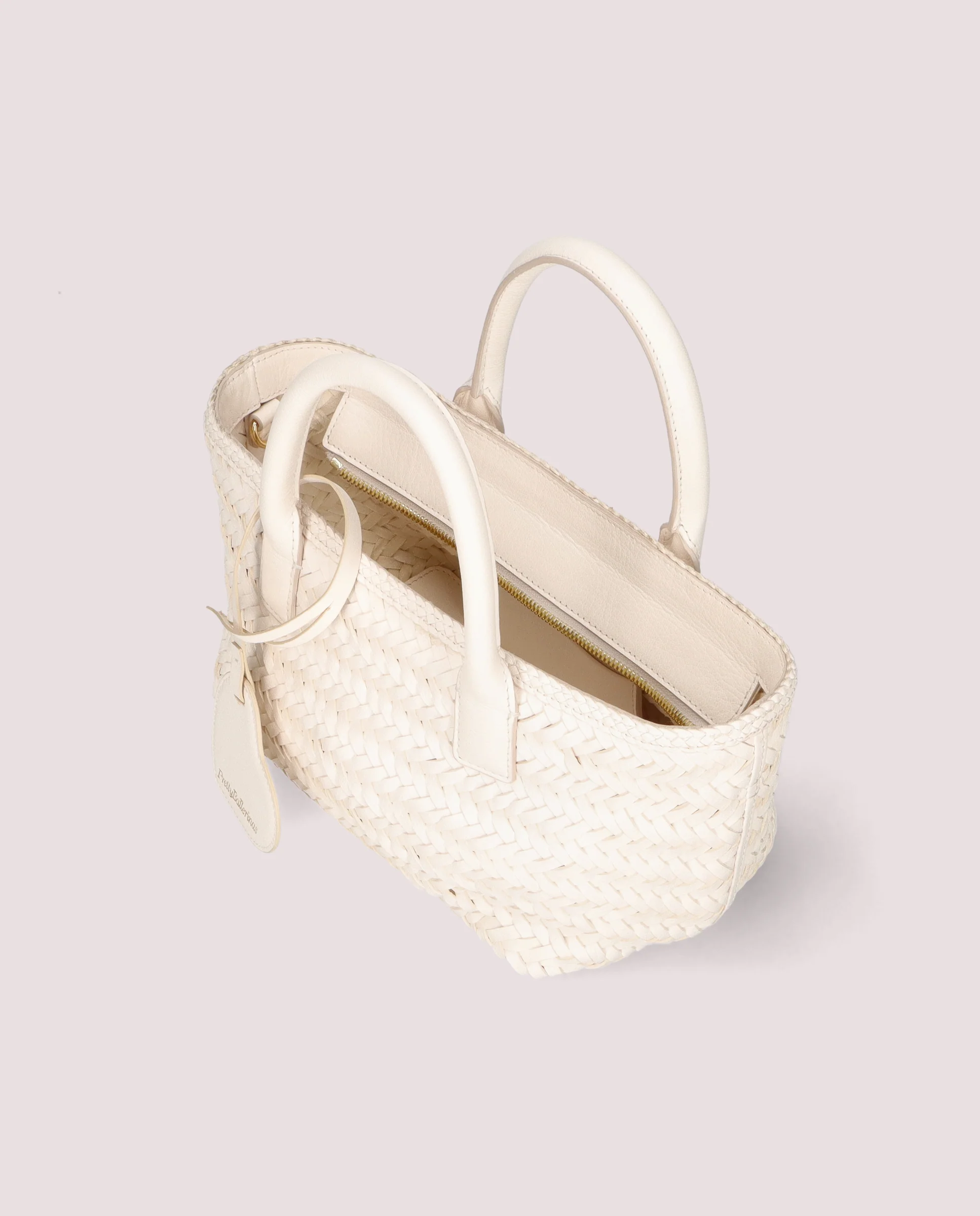 Bolsos Tote trenzado en piel color marfil - Image 6