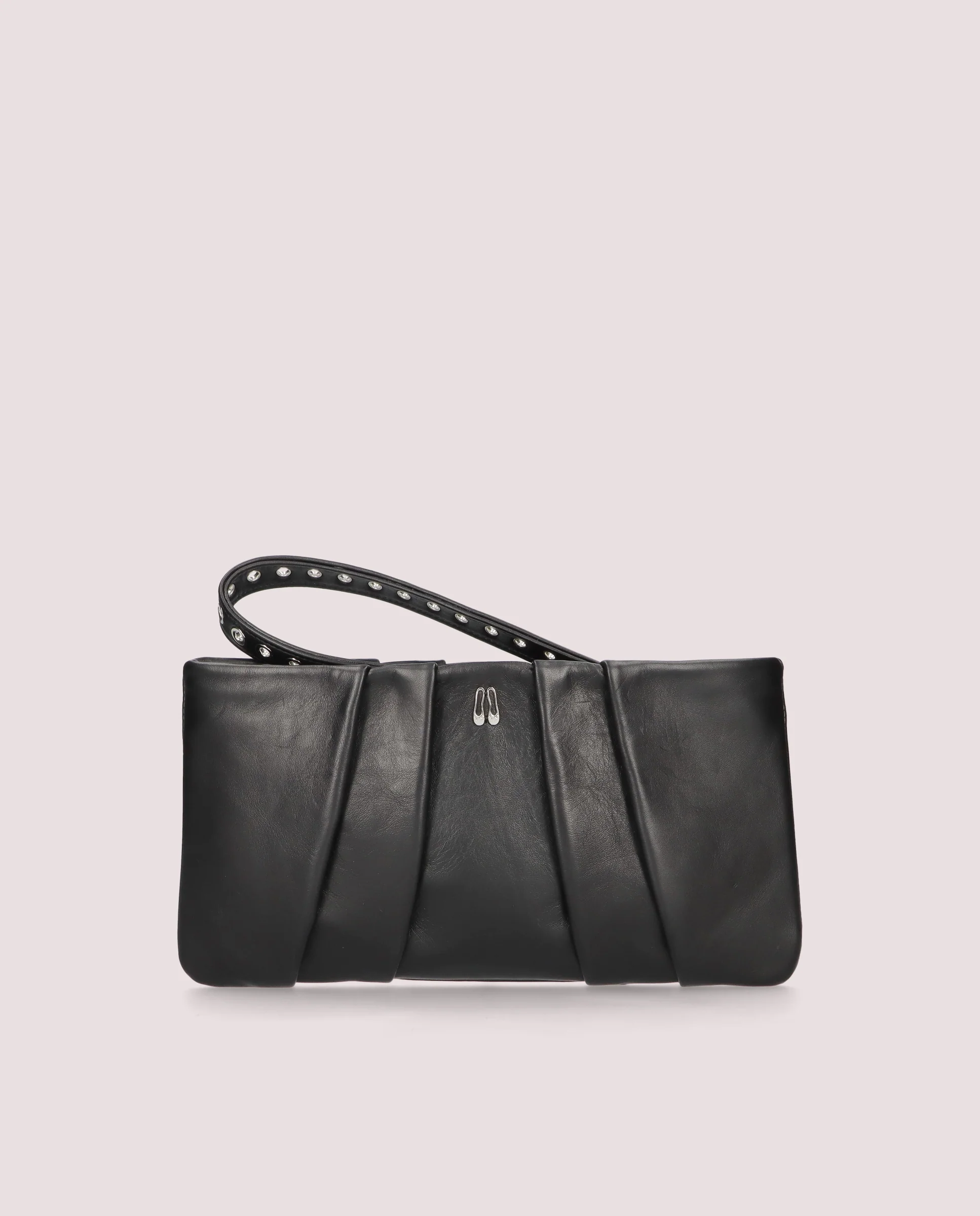 Cartera de mano en napa negra