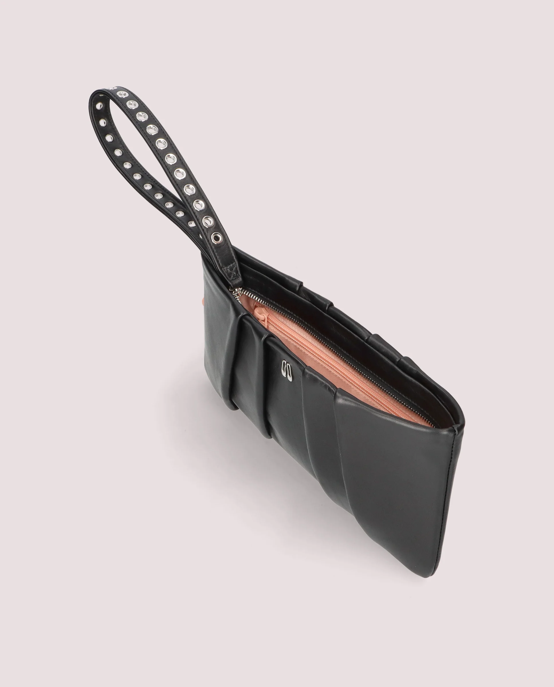 Cartera de mano en napa negra - Image 4