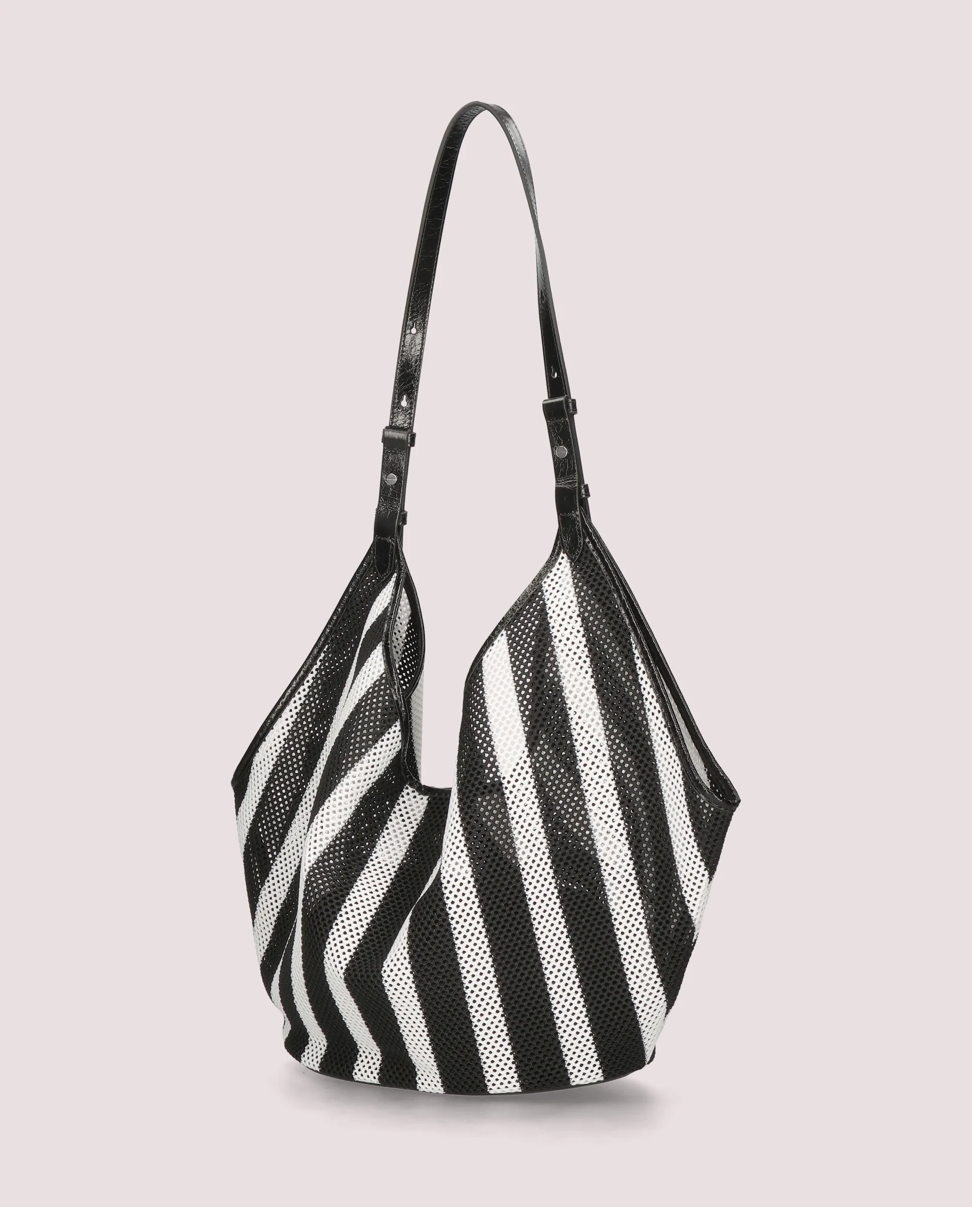 Bolso Shopper en tela de red color blanco y negro - Image 4