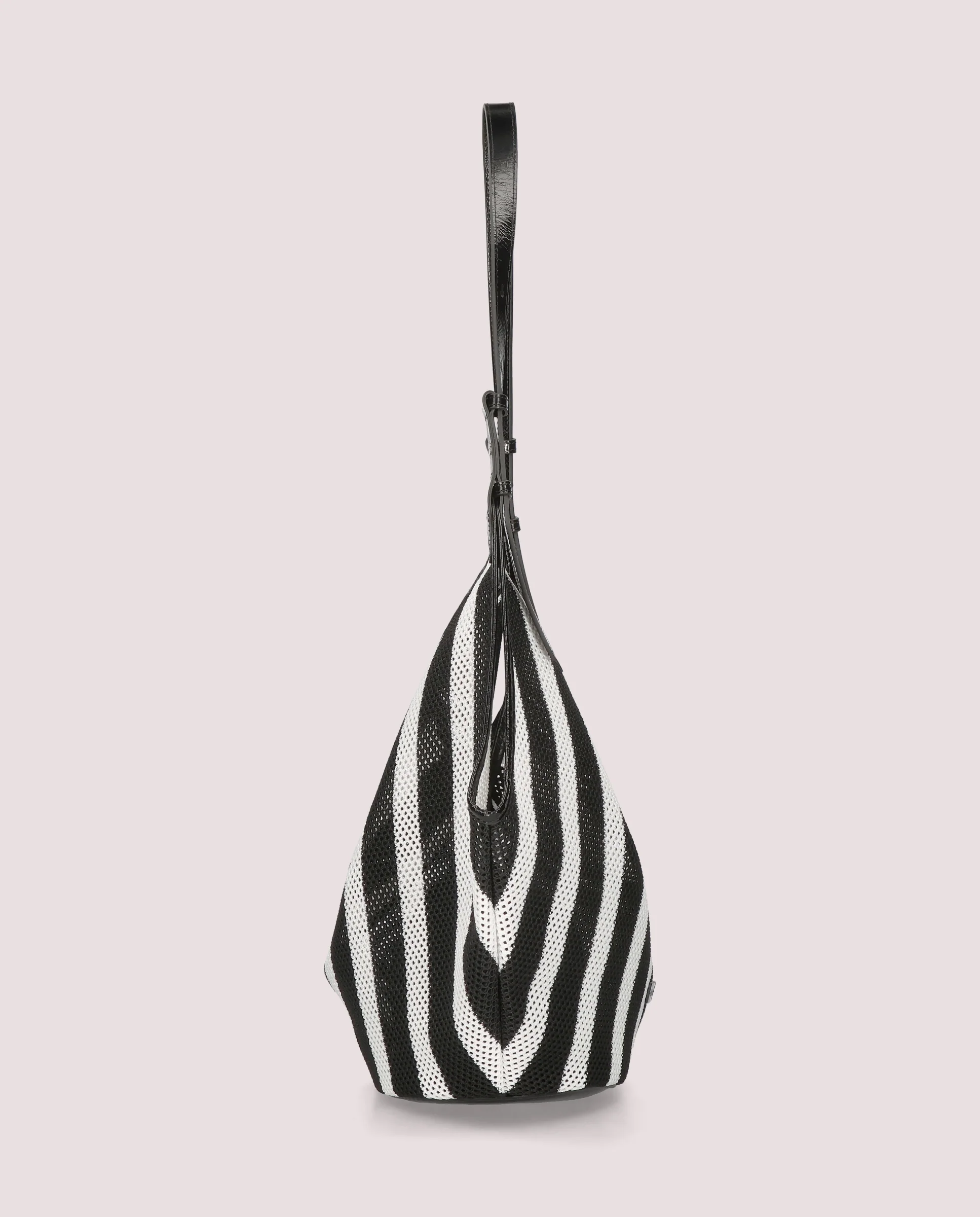 Bolso Shopper en tela de red color blanco y negro - Image 5