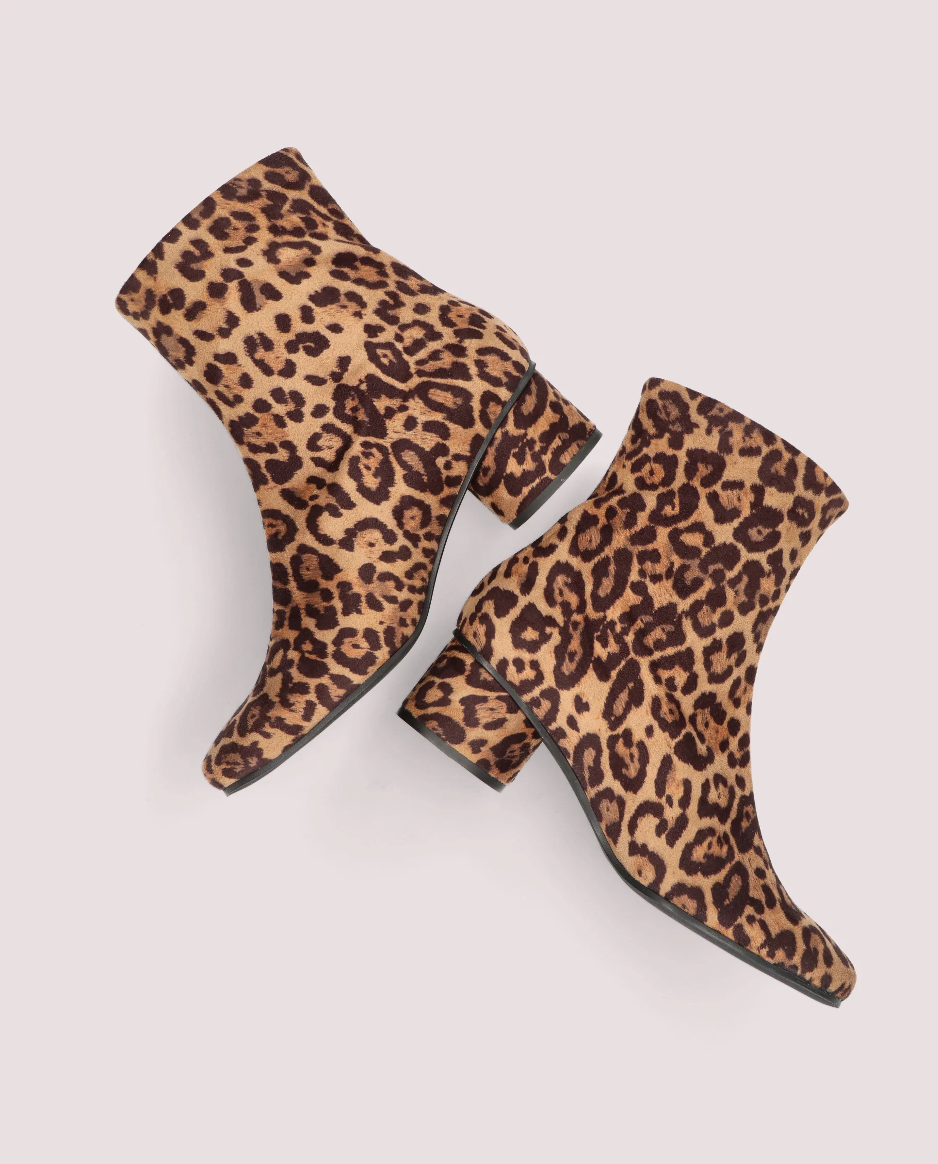 Botines Jendayi Beiges Tejidos - Image 4