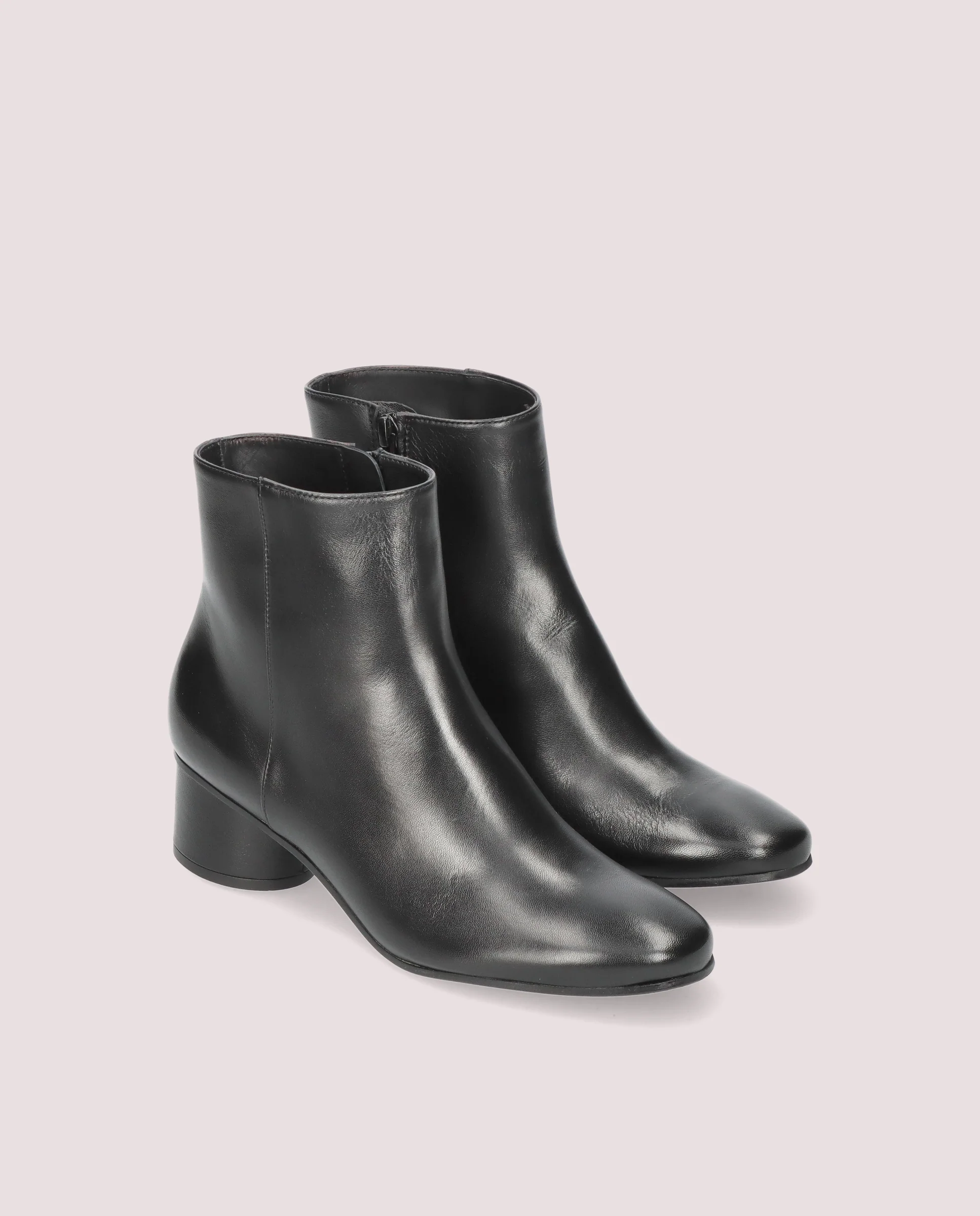 Botines Jendayi Negros Piel